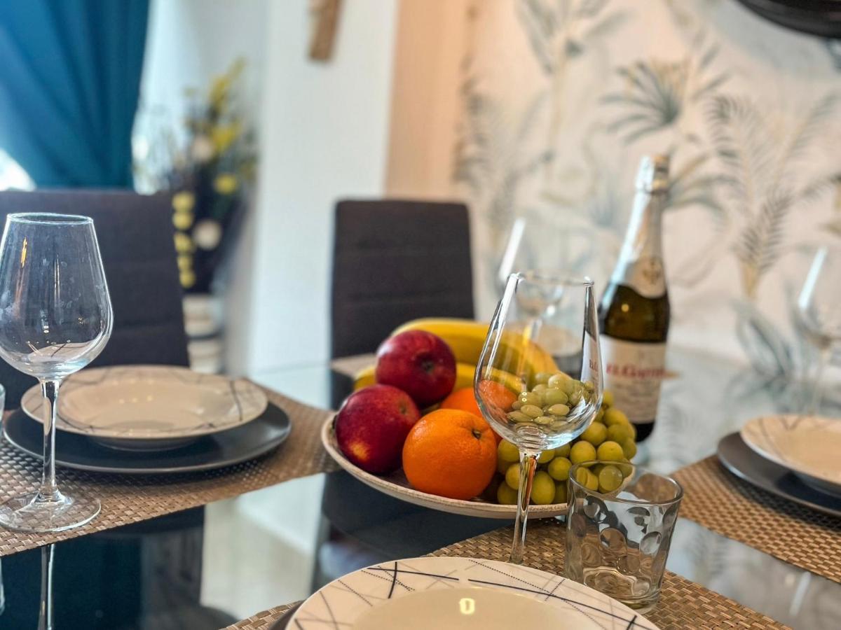 דירות לוס כריסטיאנוס Luxory Dreamy Sunset, Seafront, Direct Access To The Promenade,Wifi,Pool,Free Parking מראה חיצוני תמונה