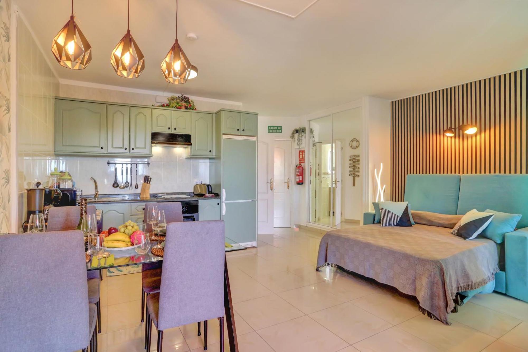 דירות לוס כריסטיאנוס Luxory Dreamy Sunset, Seafront, Direct Access To The Promenade,Wifi,Pool,Free Parking מראה חיצוני תמונה
